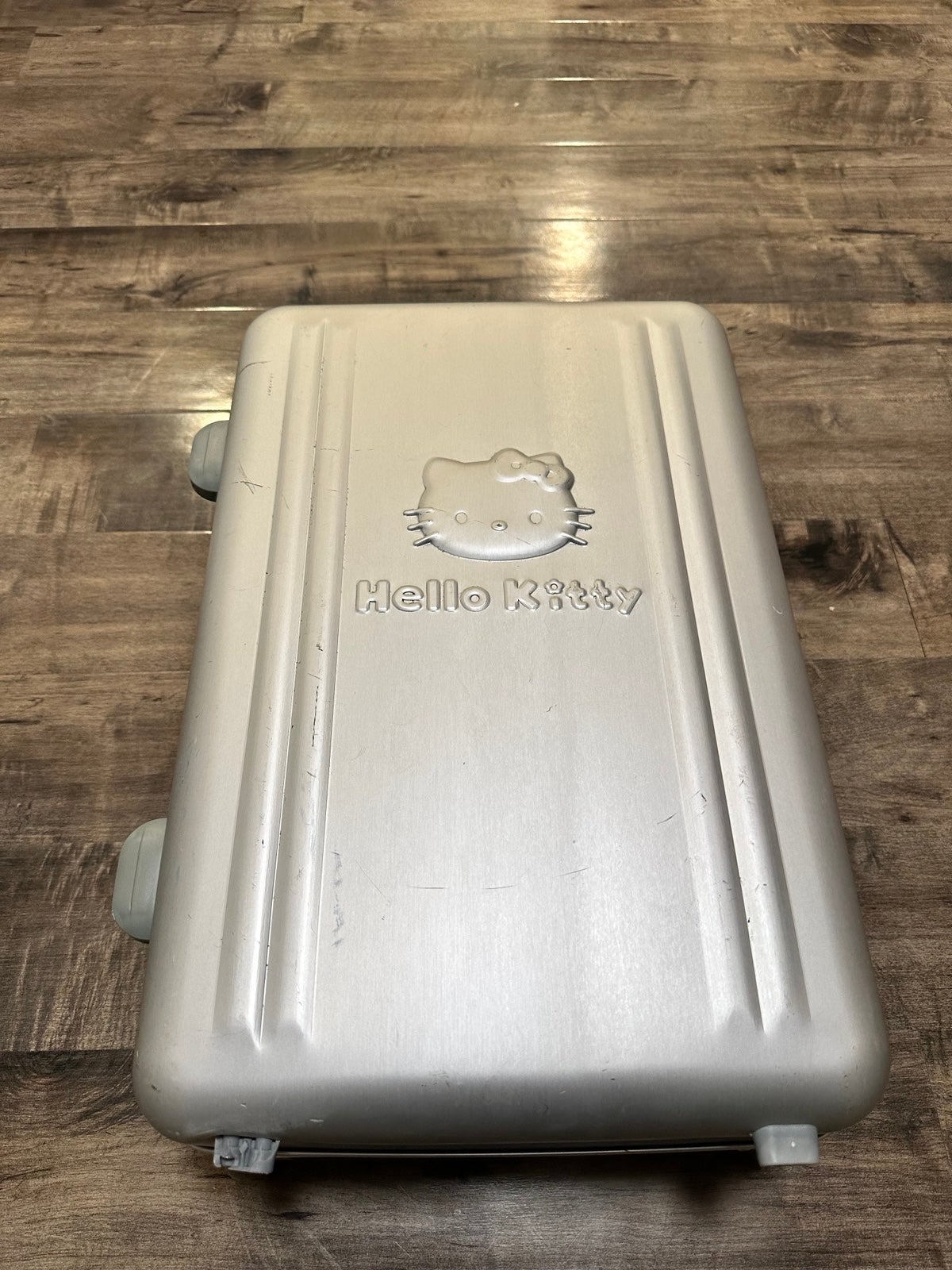 Hello Kitty, metal hard case suitcase