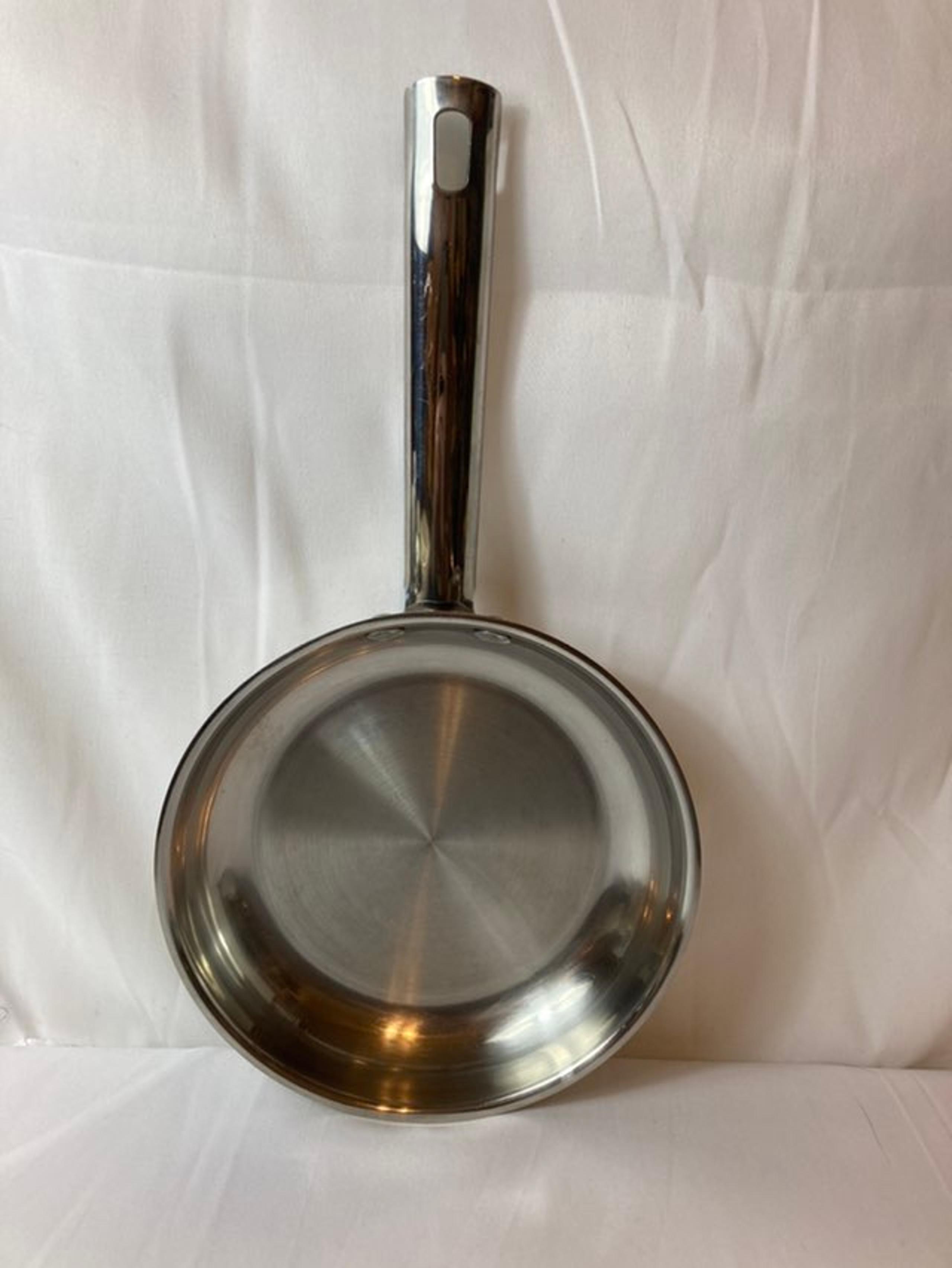 Wolfgang Puck Bistro 8" Omelette Pan