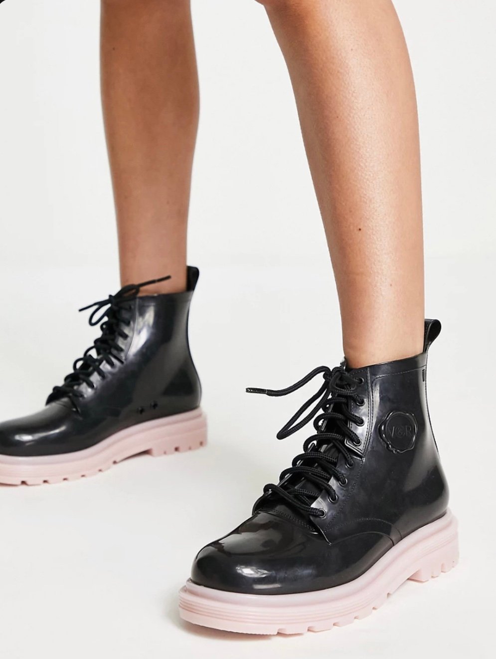 Melissa Coturno Viktor & Rolf in Black