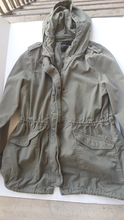 Forever 21 olive green hooded jacket size 1X