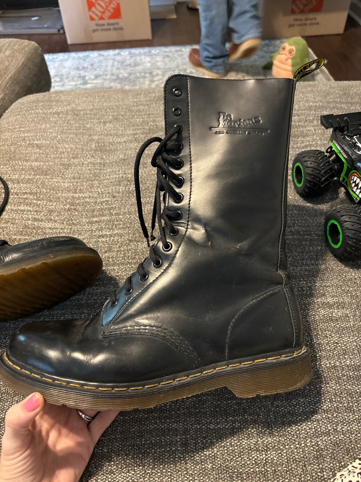 Dr. Martens 1914 14-Eye Black Leather Combat Boots Men’s Size 11