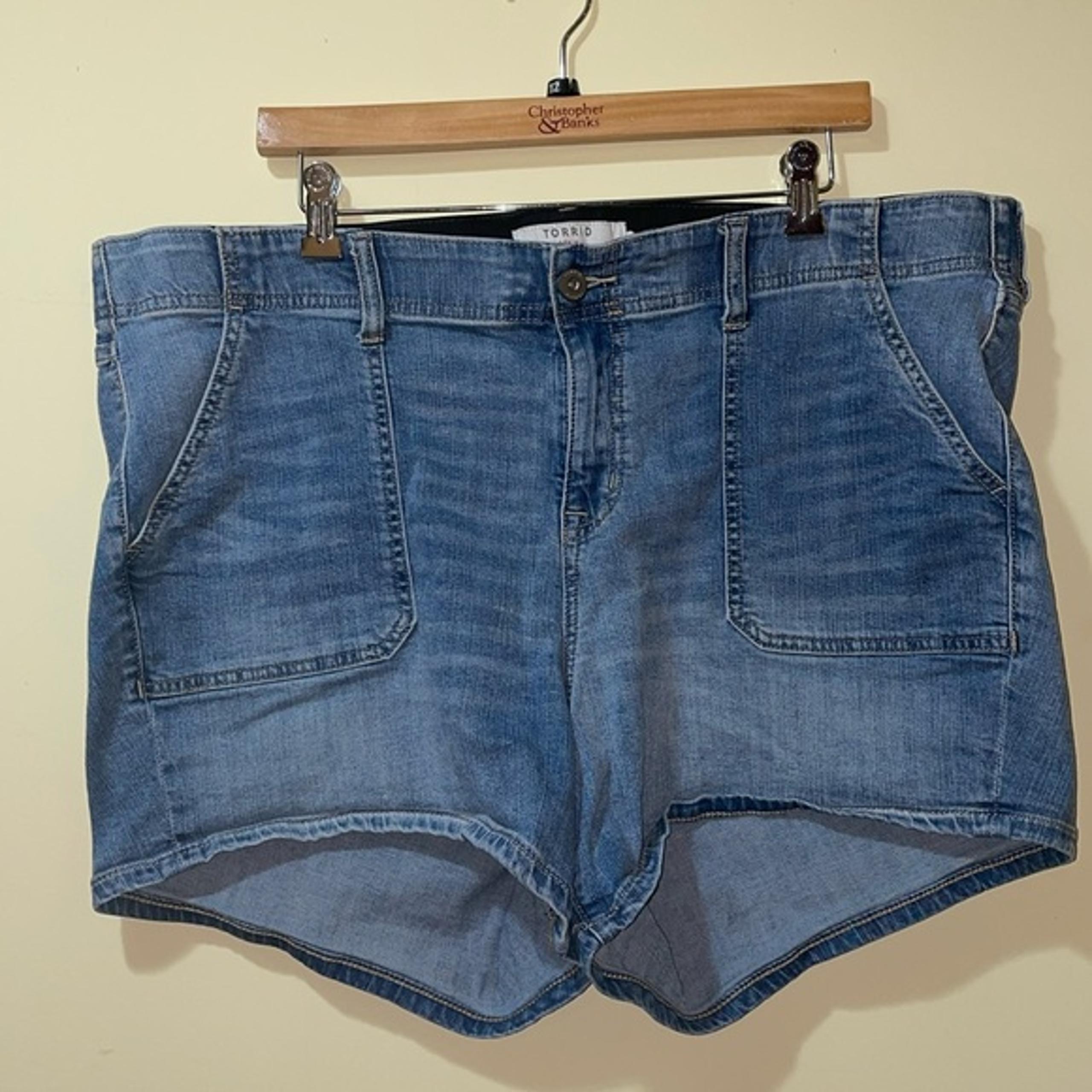 Womens Torrid Denim Stretchy Waist Band Shorts