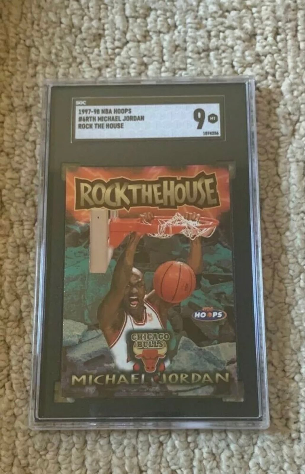 Michael Jordan Hoops RTH SGC 9 Mint