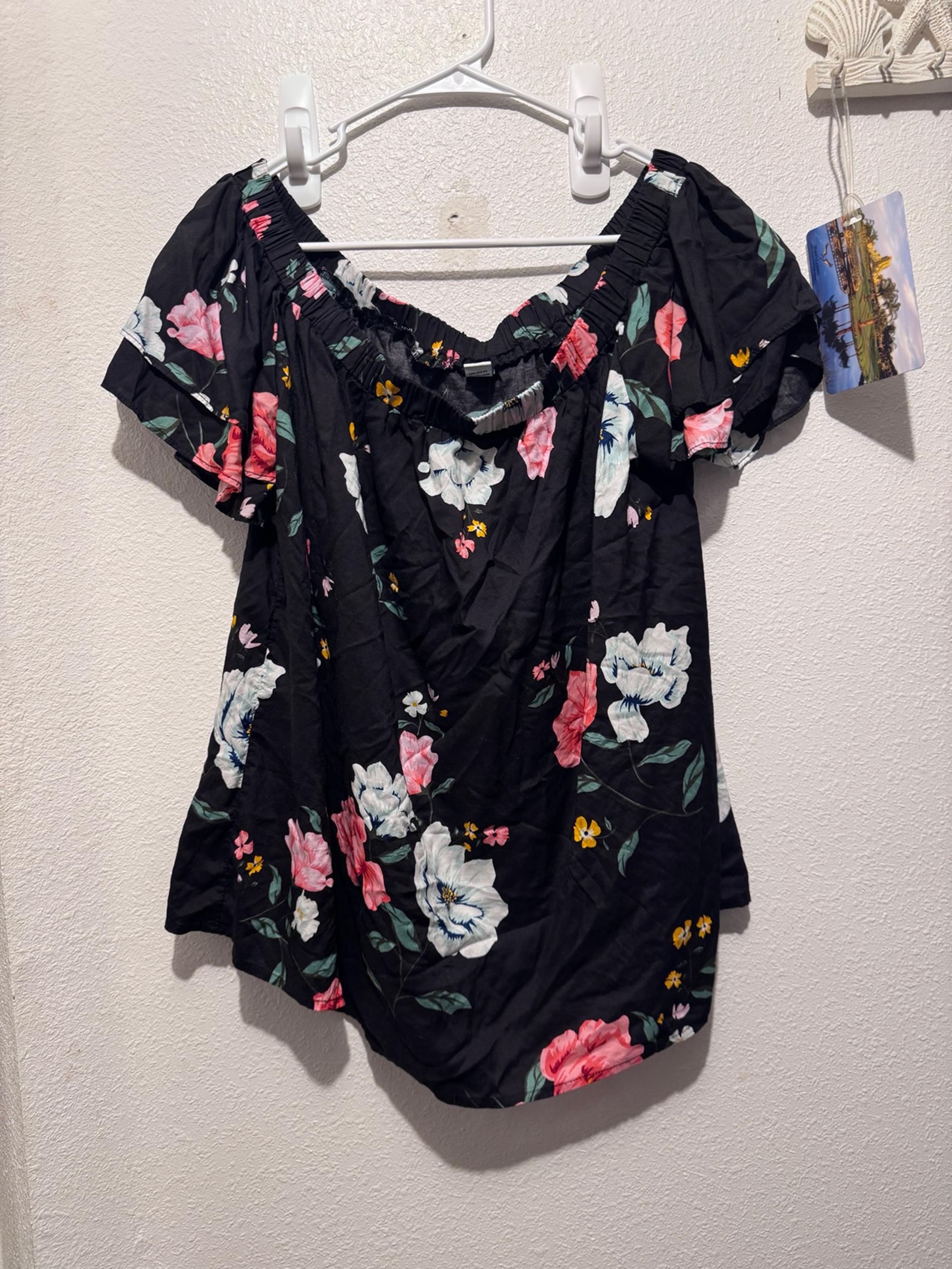 Old Navy Off-Shoulder Floral Blouse
