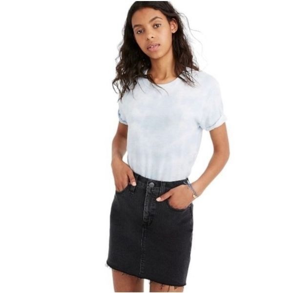 Madewell Stretch Denim Straight Mini Skirt in Ashcraft Wash: Raw-Hemmed edition