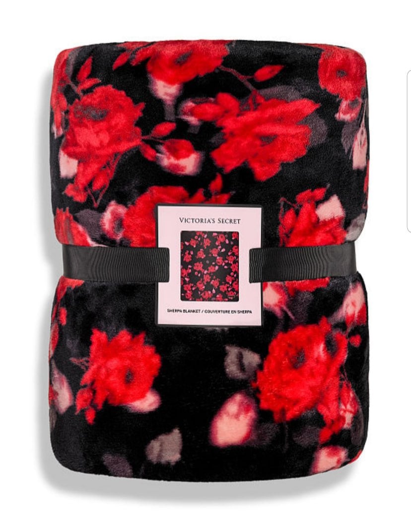 New Victoria’s Secret Sherpa Blanket