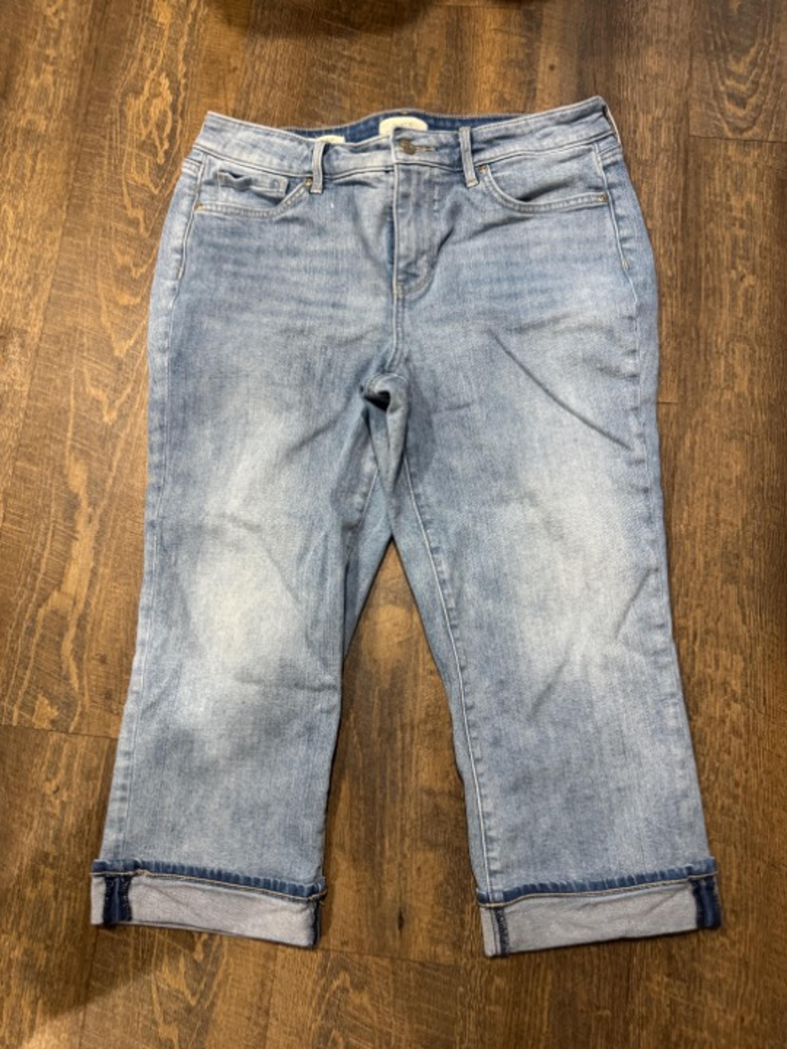 Not Your Daughters Jeans (NYDJ) Marilyn Straight size 10 cropped jeans pants