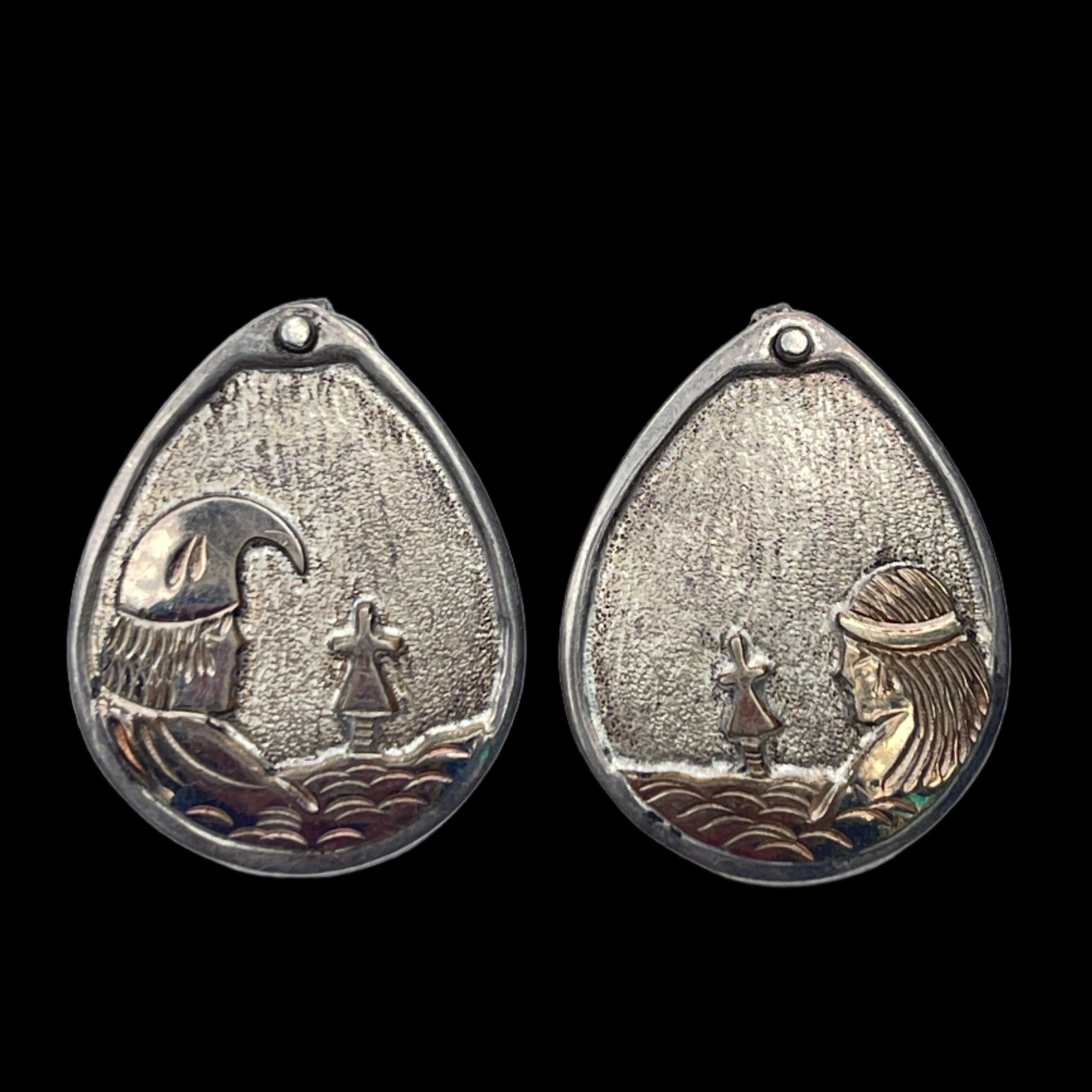 Vintage Native American Mike Smith Signed Silver and Gold Earrings