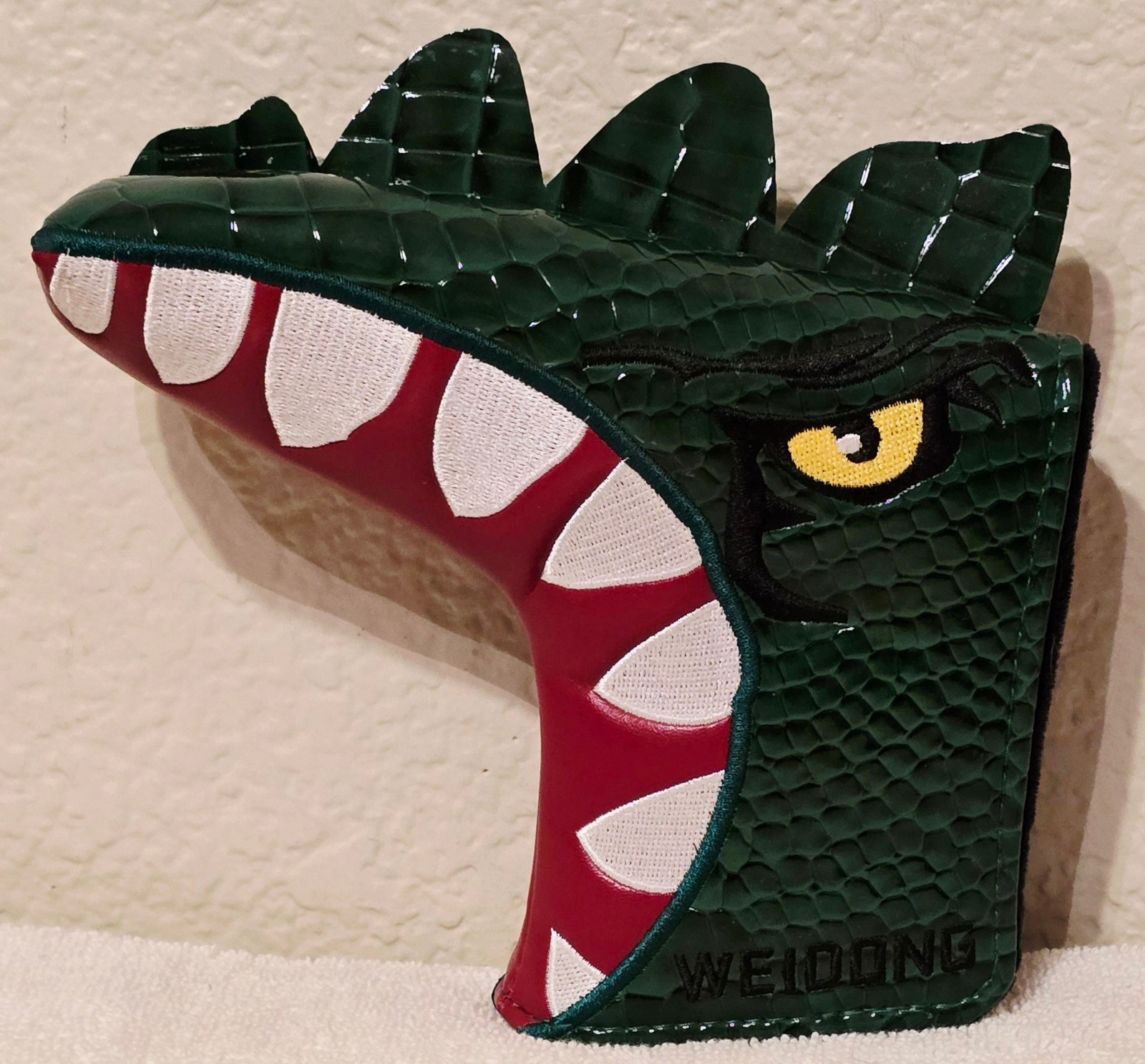 NEW HIGH GRADE DRAGON MAGNETIC PUTTER HEAD COVER SCOTTY CAMERON ODYSSEY COMP