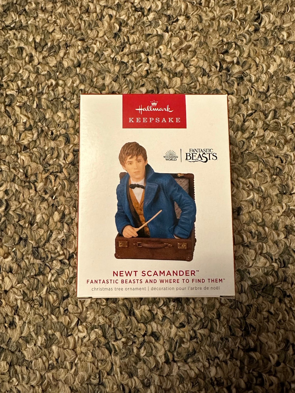 Newt Scamander Fantastic Beasts Hallmark Ornament NIB