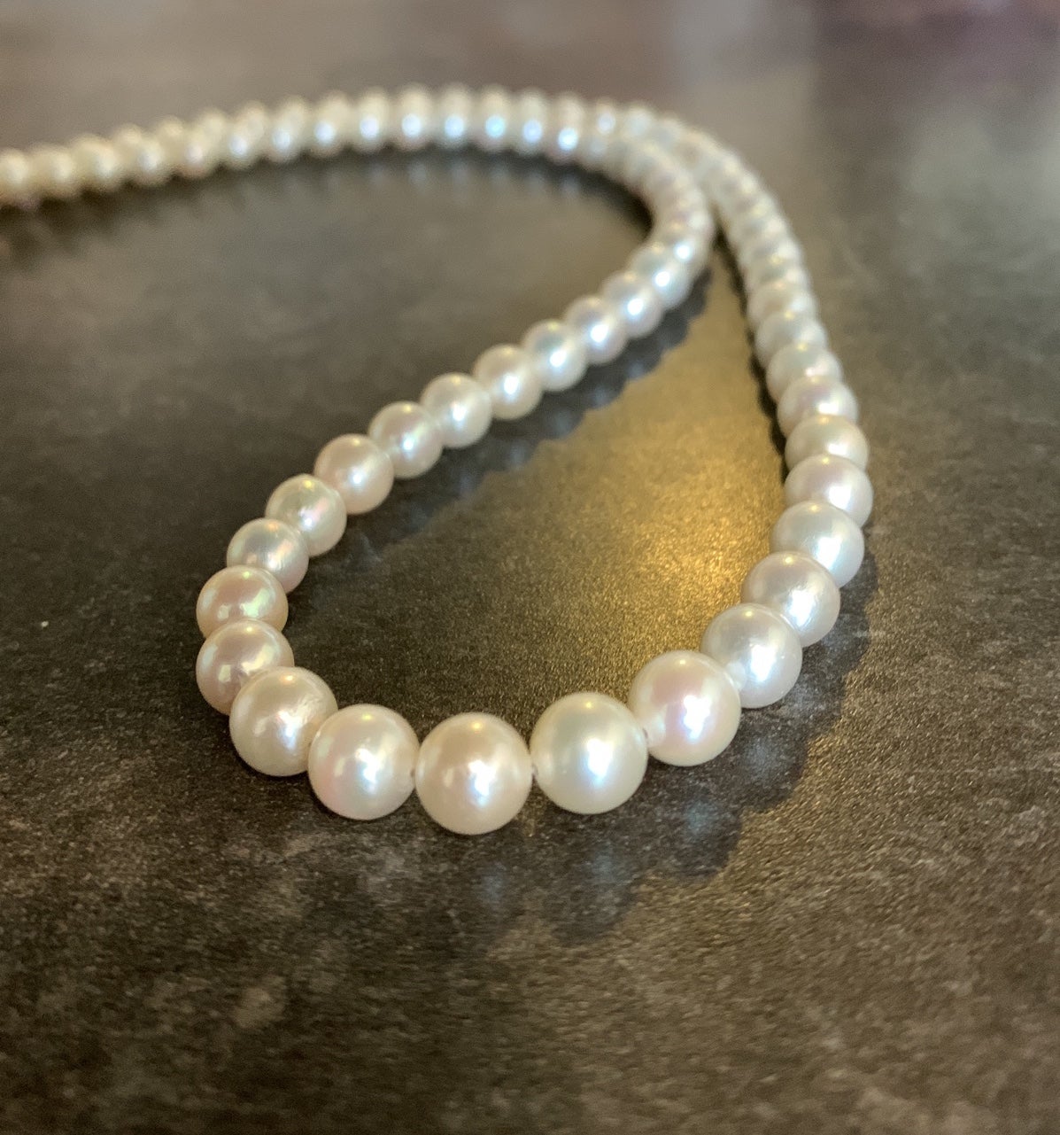Genuine Japan saltwater round pearl necklace