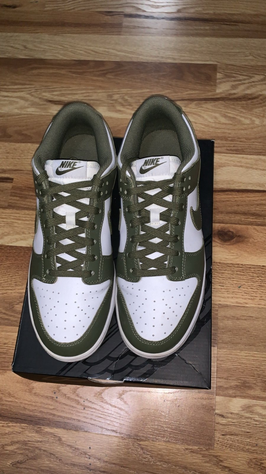 Nike dunk “green olive” sz 11 women’s