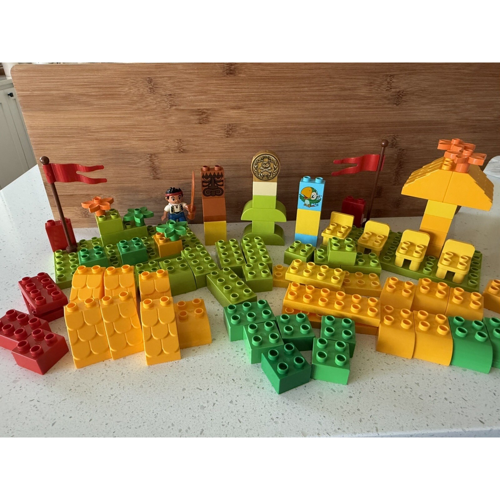Lego Duplo Tiki Island Pirate Scene Lot Of 85 Totem Boy Figure Sword