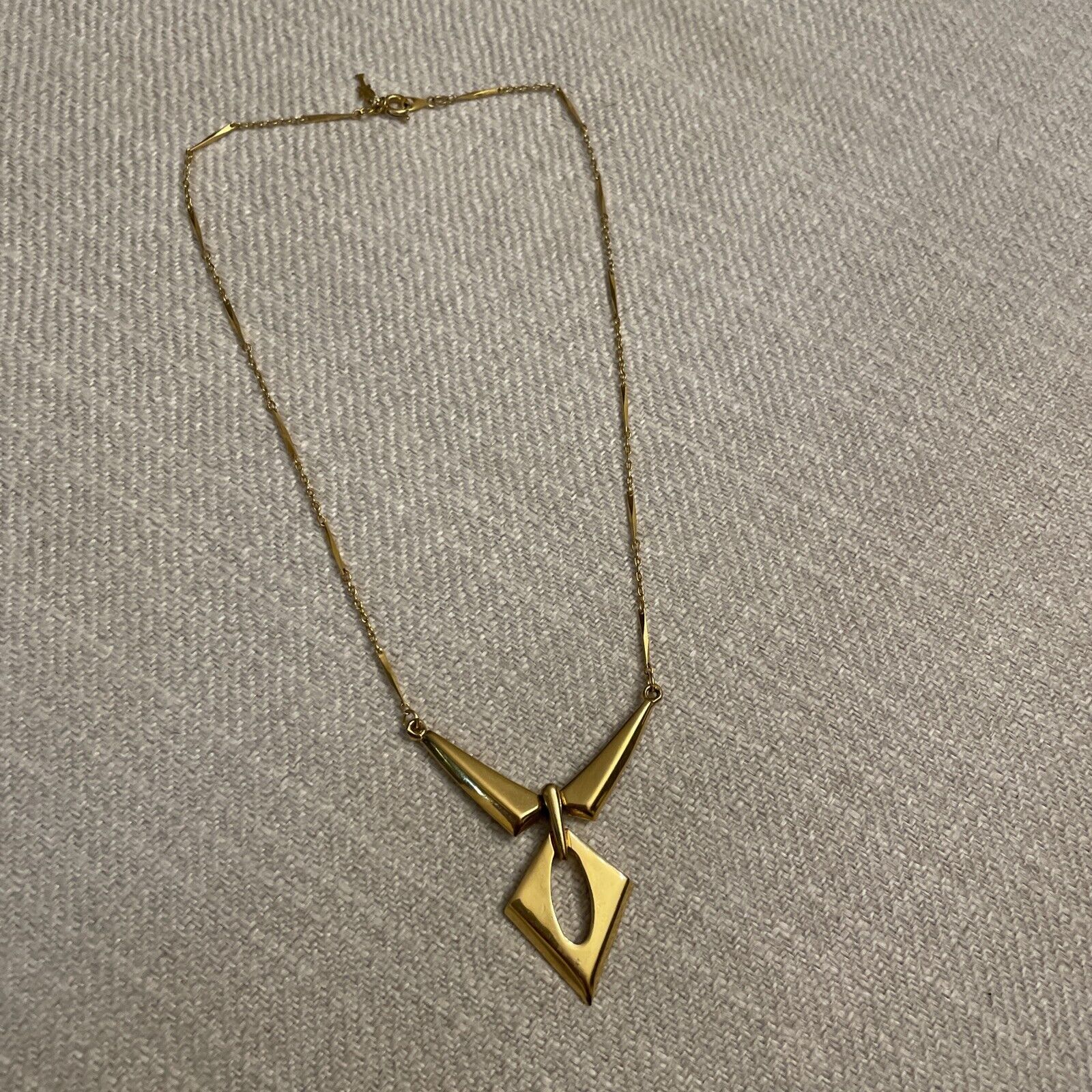 Vintage Crown Trifari Gold Tone Abstract Geometric Diamond X Cross Art Necklace