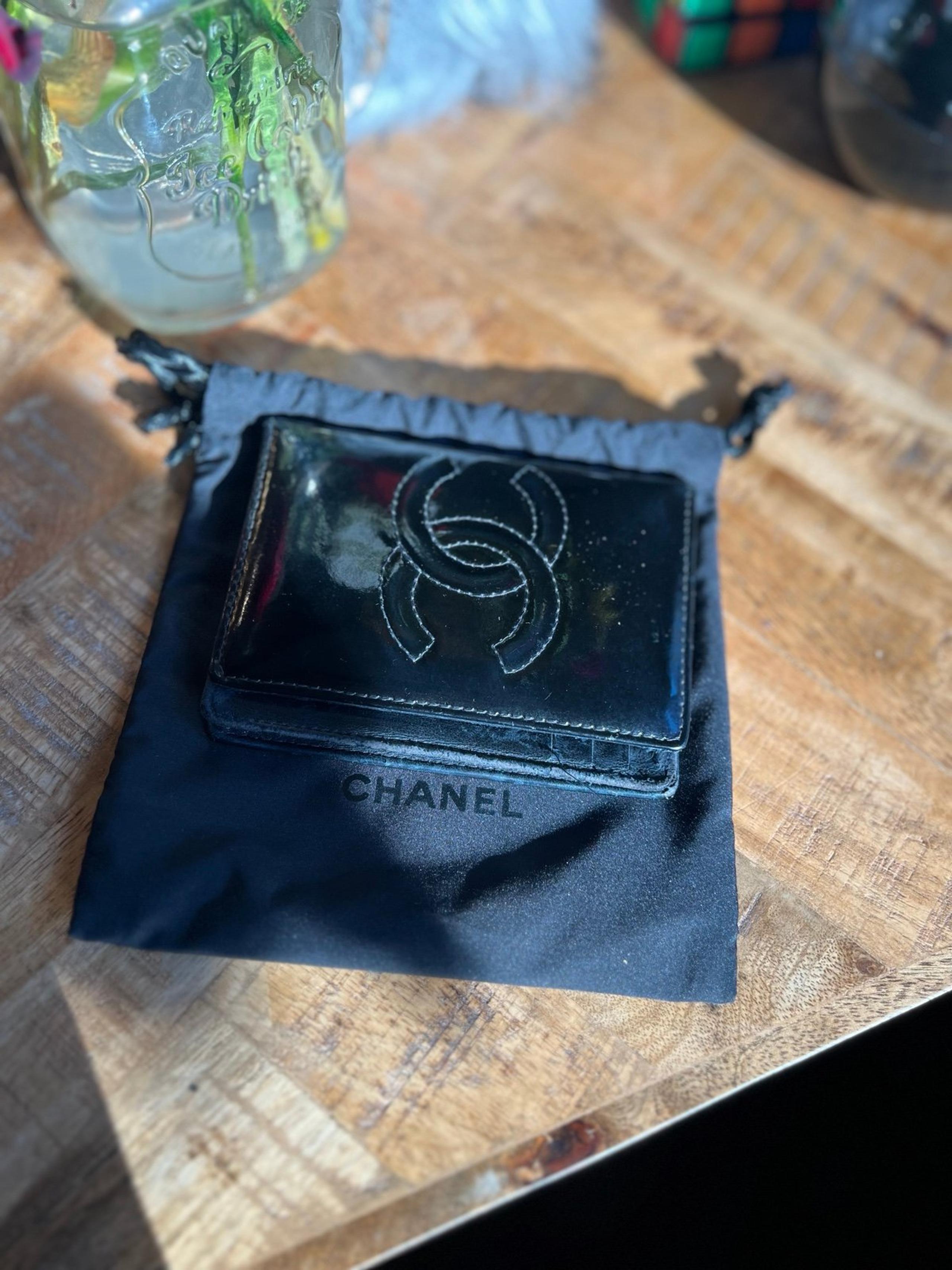 Chanel multi card holder