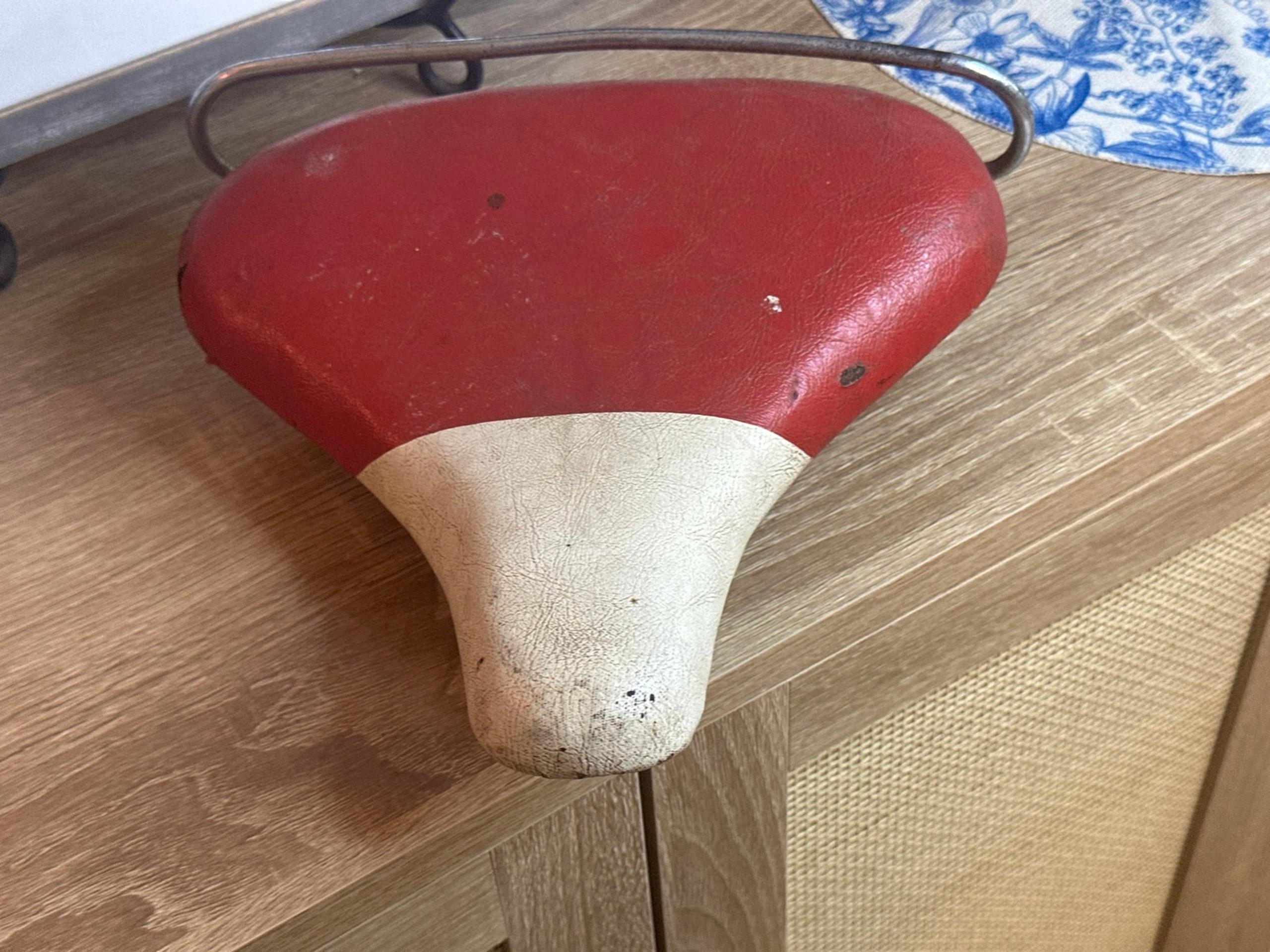 VINTAGE 1950s TROXEL SPRING SEAT MENs FULL SIZE  SCHWINN Seat
