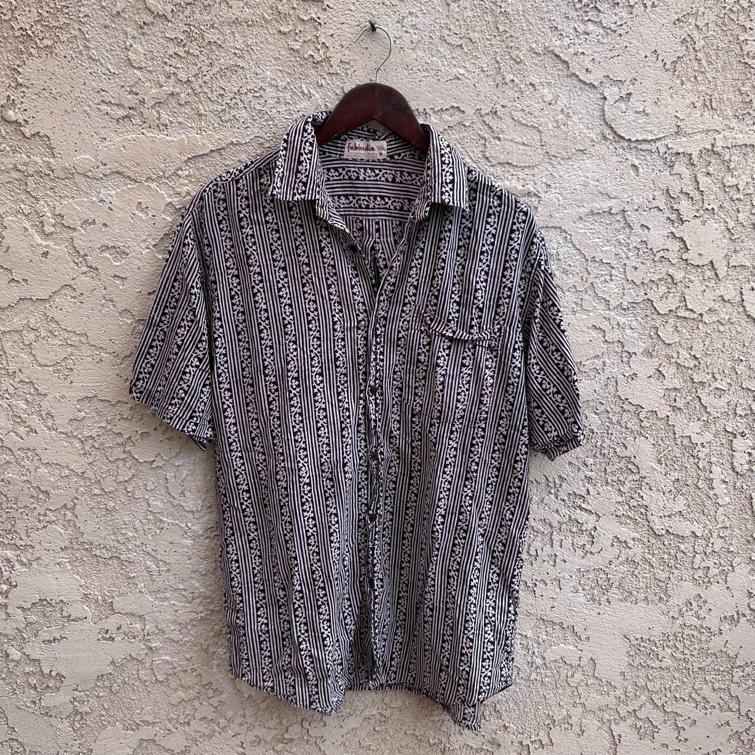 Vintage Patterned Button Down Shirt Black White Geometric Print Men’s Size L
