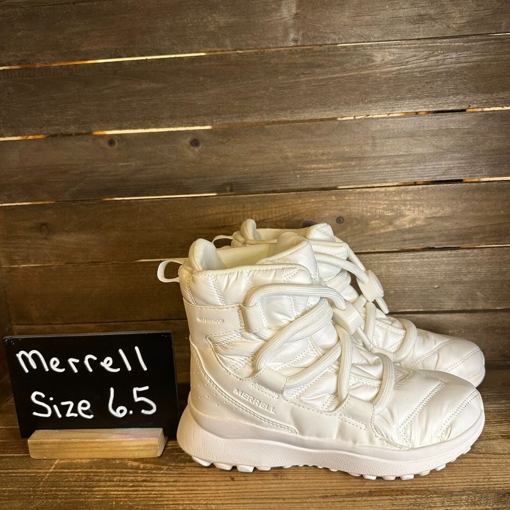 New NWOB Womens Merrell Cloud Puff White Waterproof Winter Snow Boots Size 6.5 M