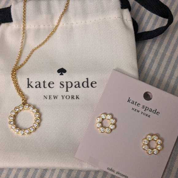 BNWT Kate Spade Full Circle Earrings and Necklace