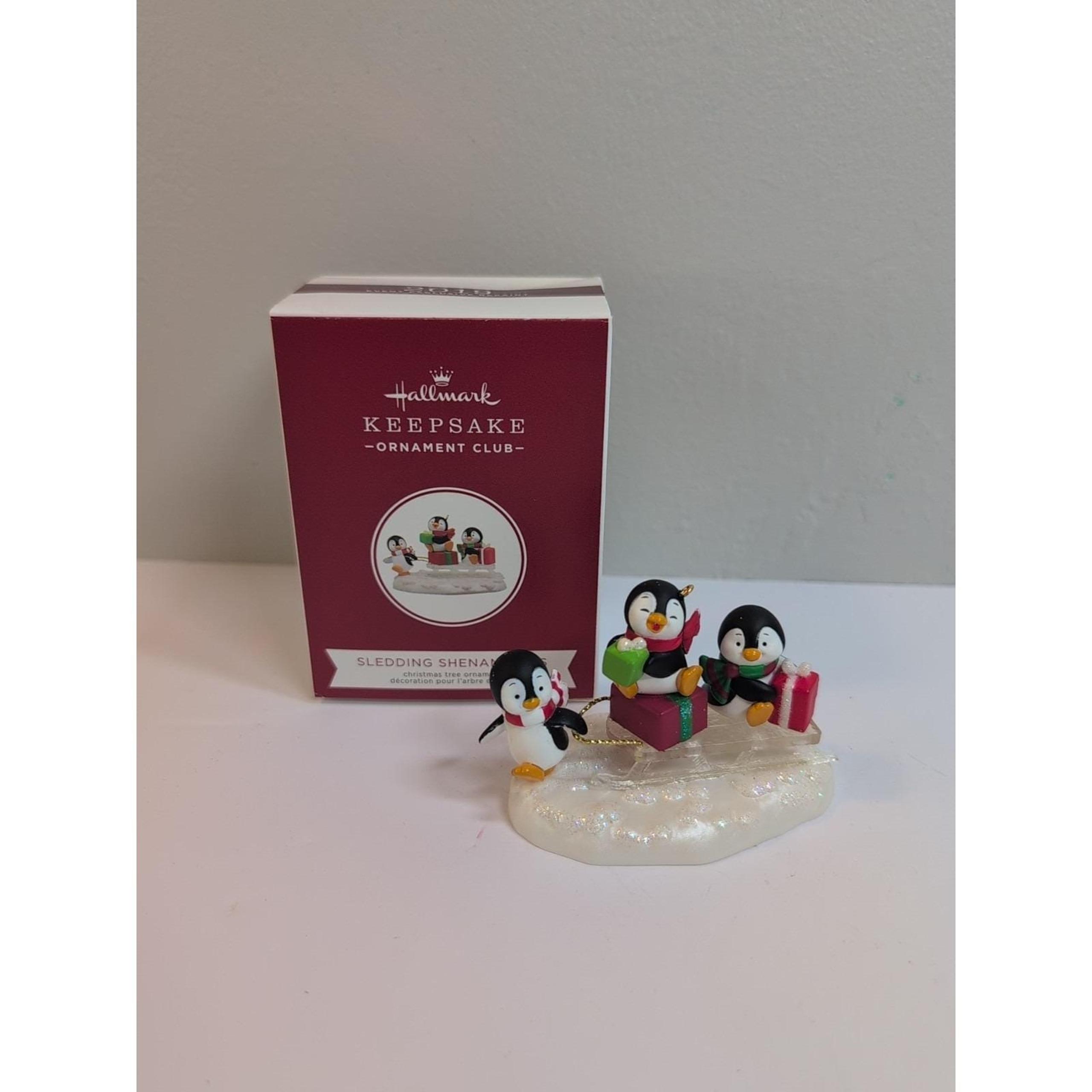 Hallmark KOC EVENT Exclusive 2019 Penguins Sledding Shenanigans Ornament