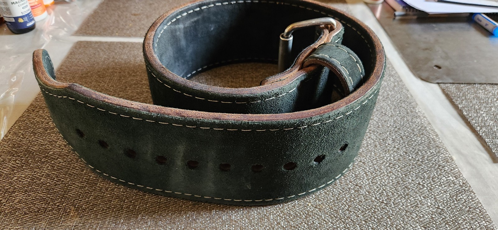 Pioneer Fit single prong powerlifting belt (medium)