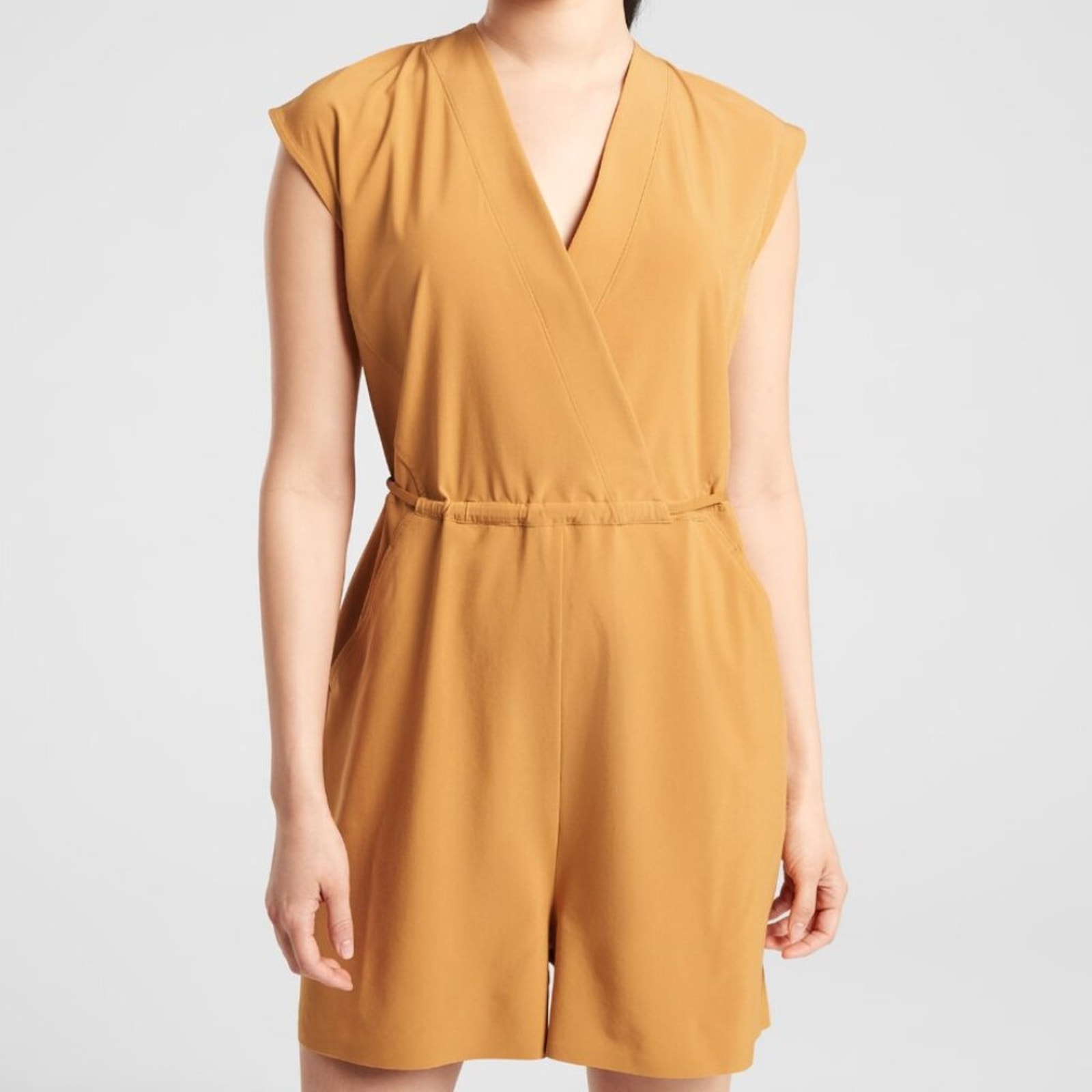 Athleta Marlow Short Sleeve Romper in Tuscan Gold Size Medium