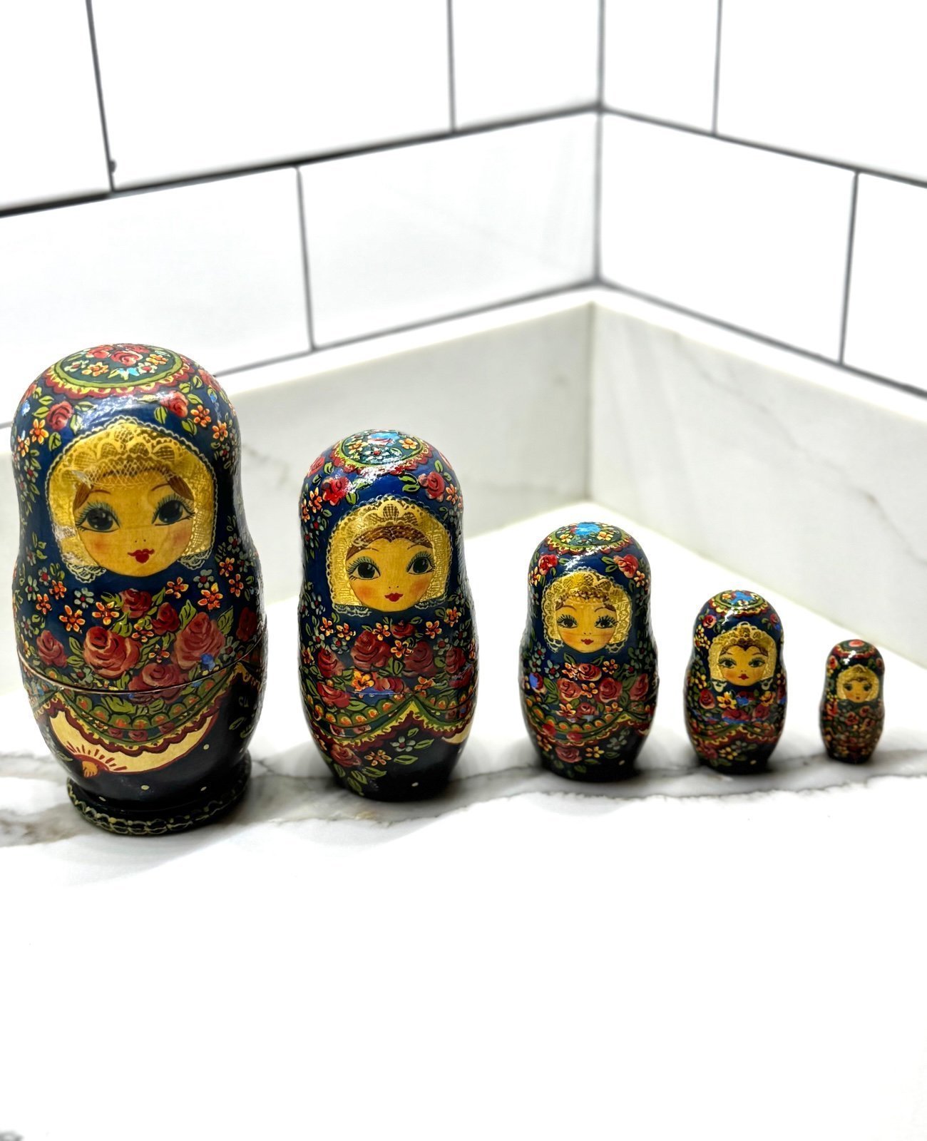 Vintage Rare Russian Nesting Doll - 5 Piece