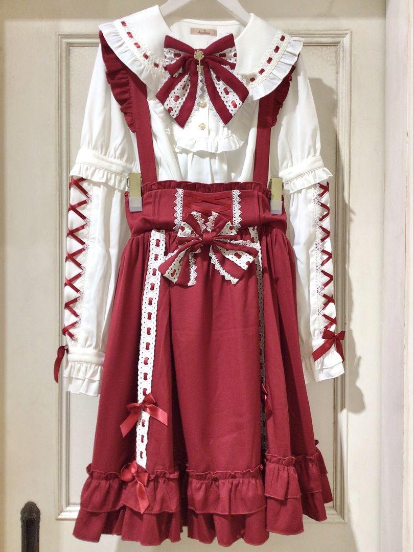 Amavel Dreamy Ribbon Wrapping Blouse & Skirt