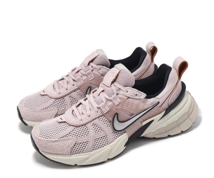 Nike V2K Run violet color