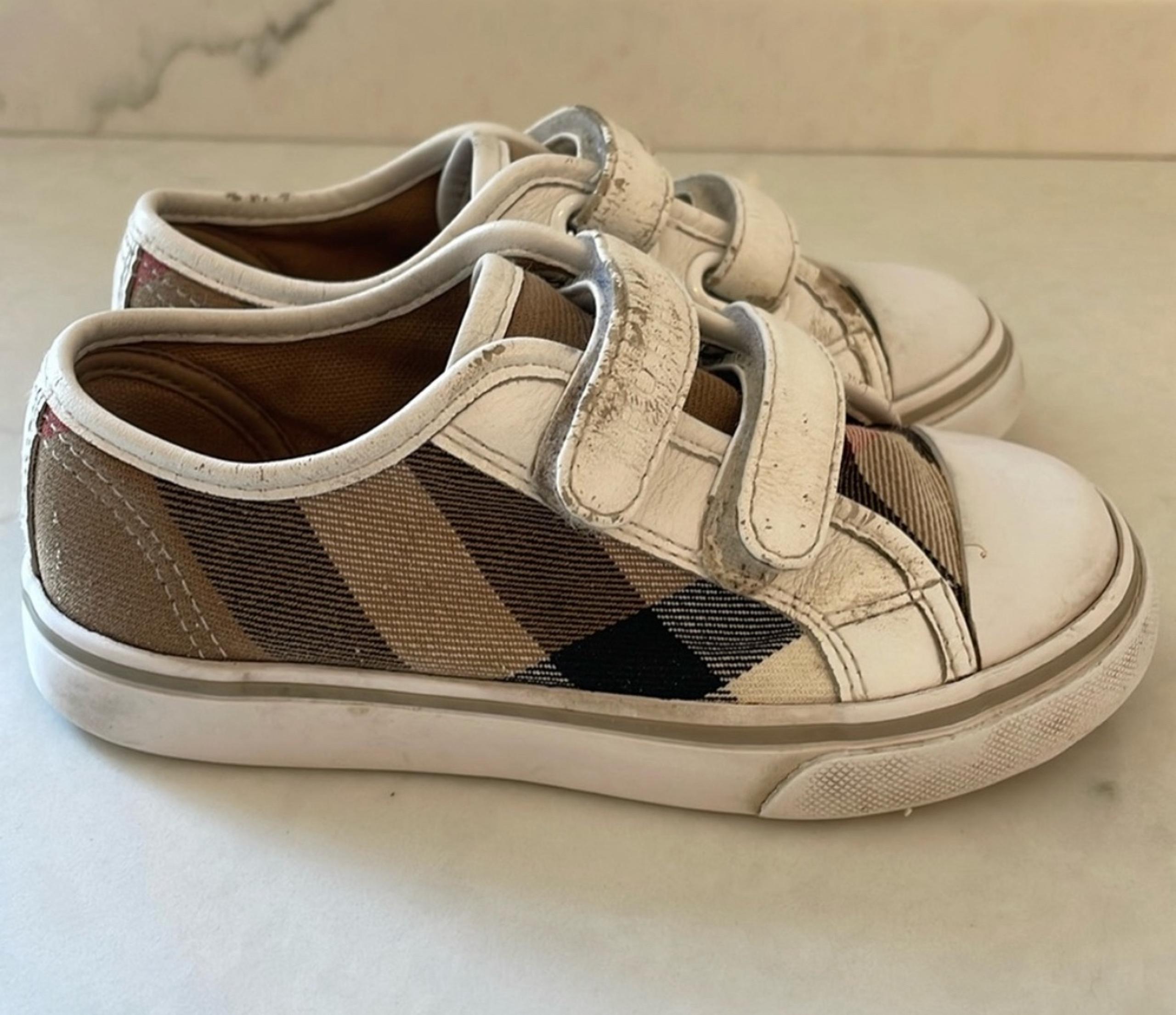 Heacham Check Canvas Sneaker size eu 26 us 9 toddler