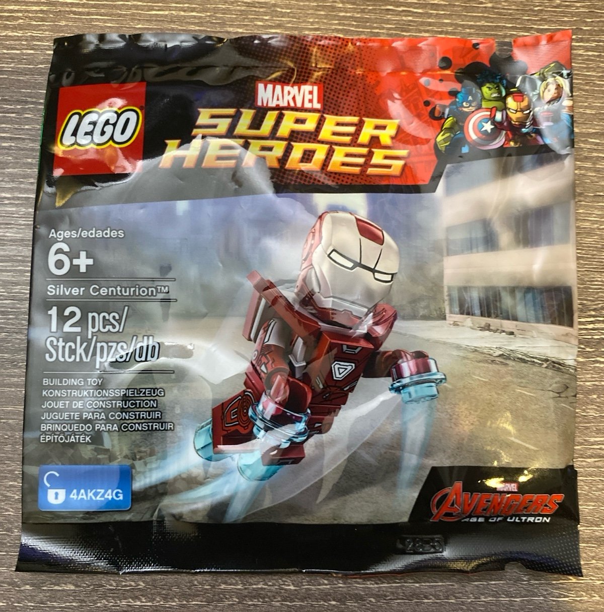 LEGO Marvel Super Heroes Avengers Age of Ultron Silver Centurion Minifig