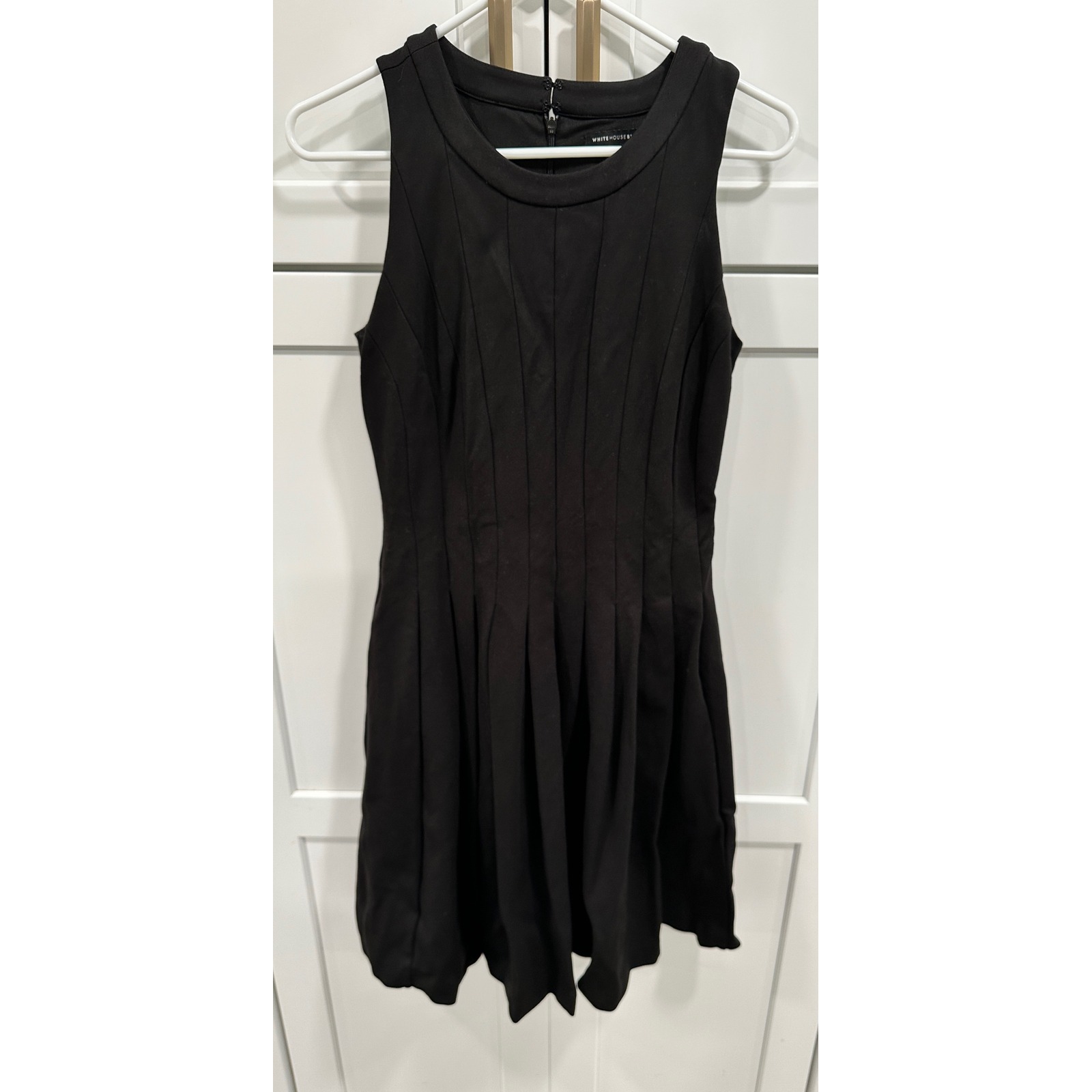 White House Black Market Fit & Flare Dress Sleeveless Pleated Black Size 6