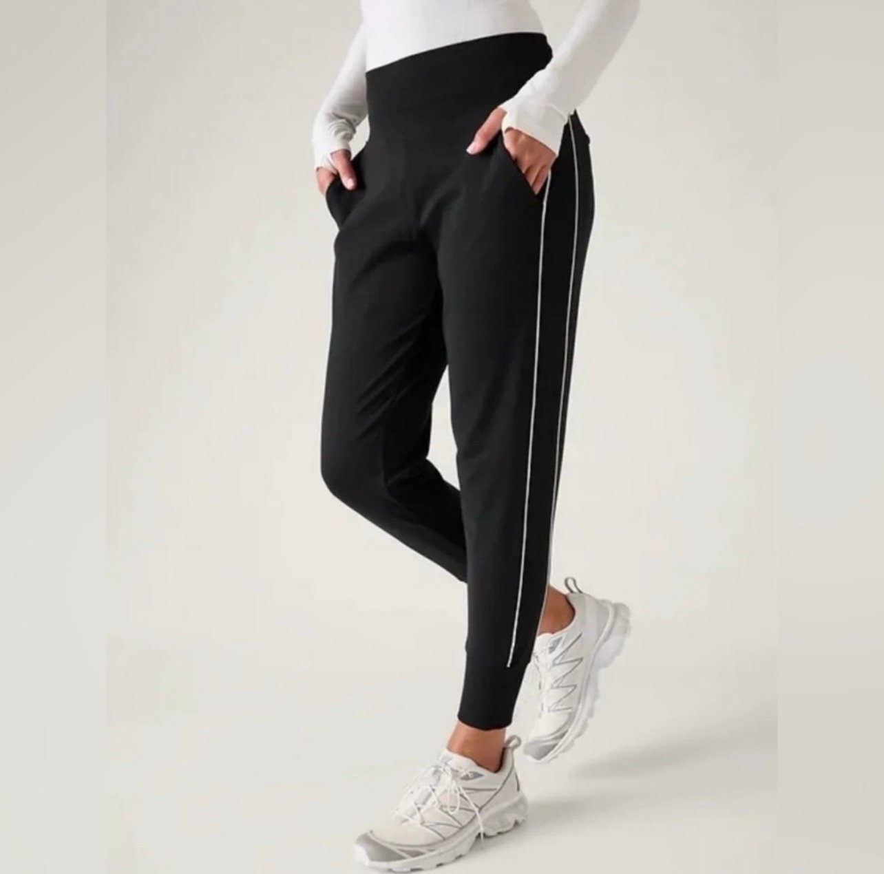 Athleta XS X Small Venice Jogger Side Piping