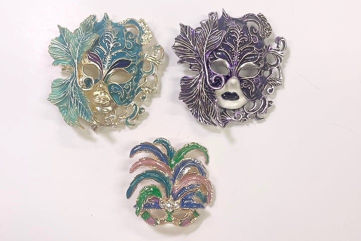 3 Festive Mardi Gras Mask Brooches Enamel in Multicolor Purple & Feathered