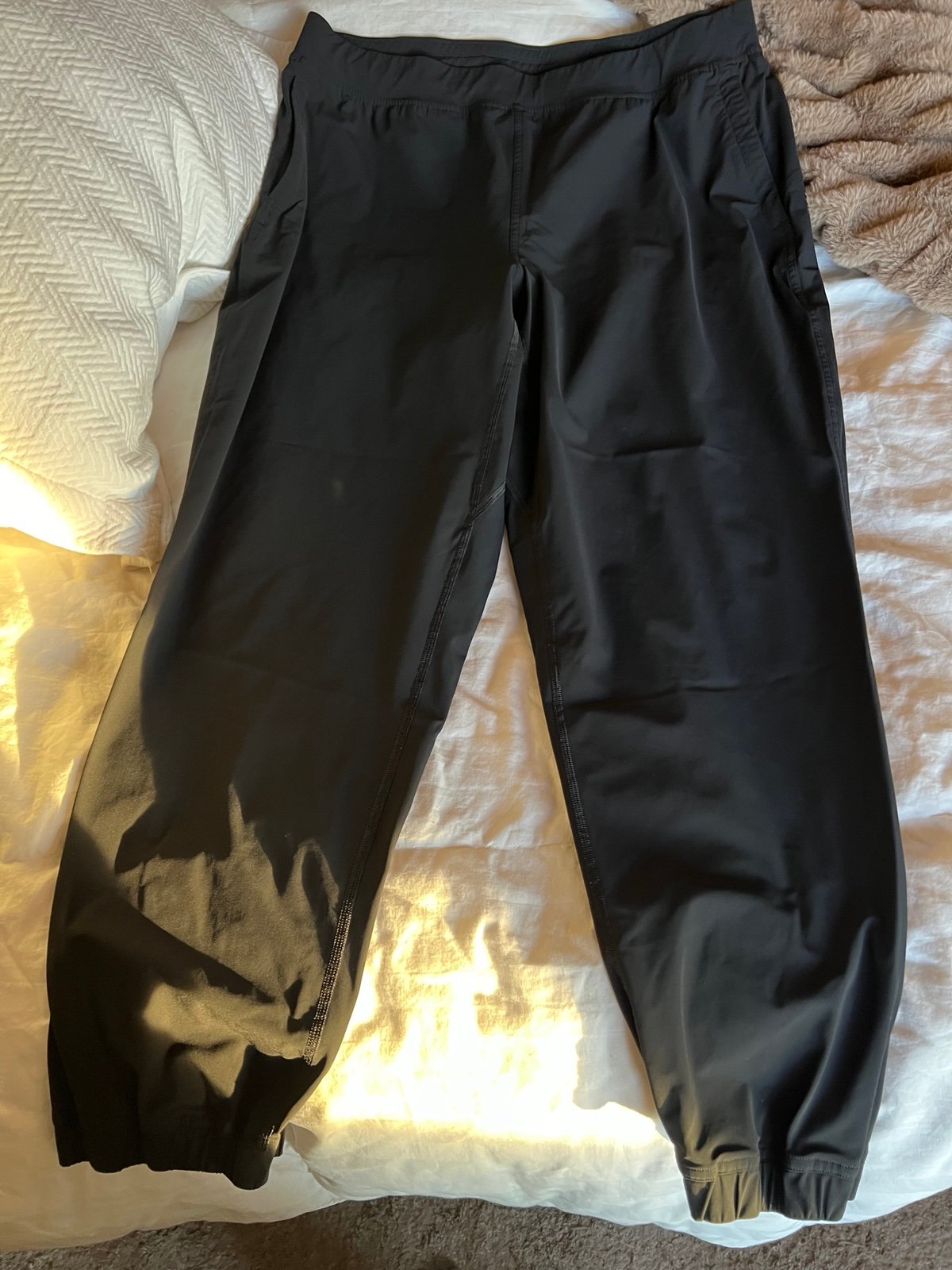 lululemon womens adaptive state joggers black