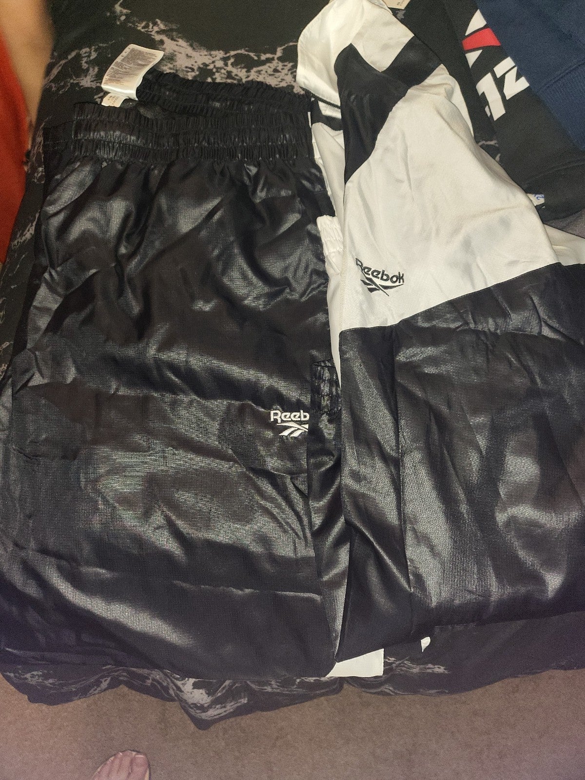 Reebok windbreaker sweatsuit
