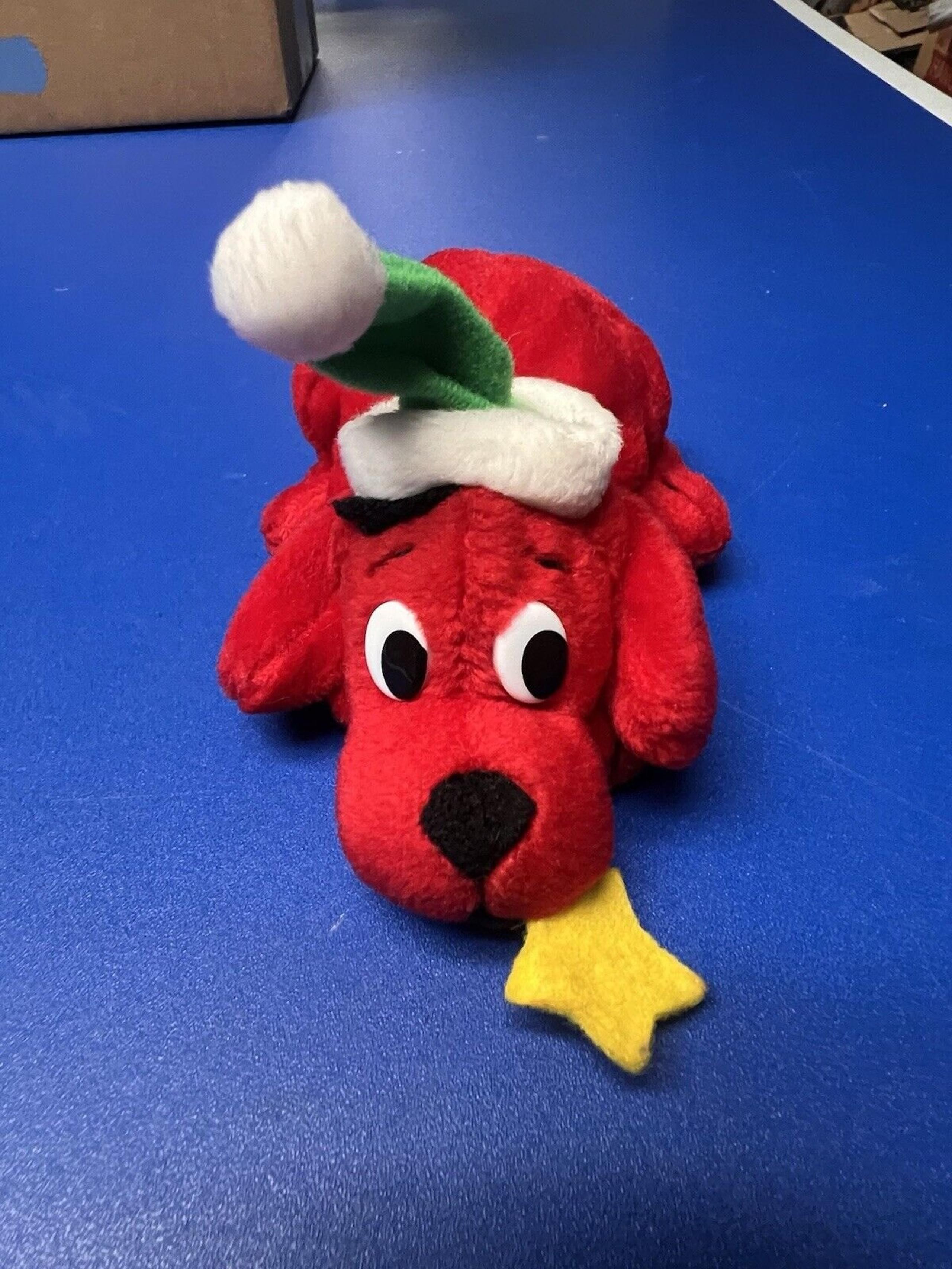 Clifford The Big Red Dog Plush Christmas Star Hat