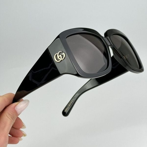 Gucci GG1402S 001 BRAND NEW Sunglasses Black Grey Women Square GG 1402S
