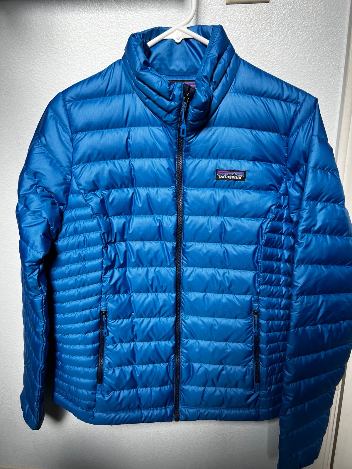 Patagonia down sweater jacket