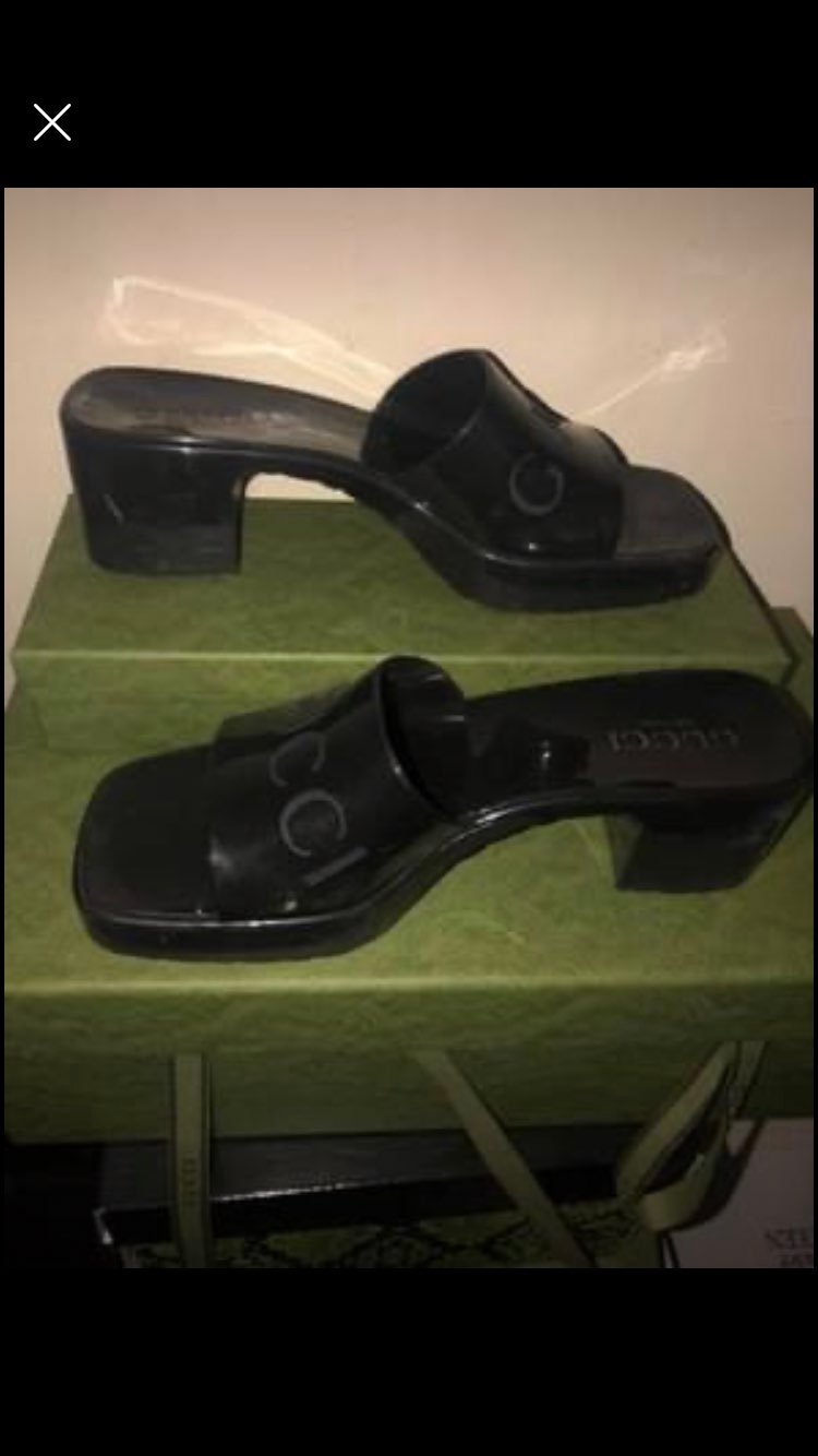 Gucci slide ons