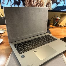 Acer VERO AV15-51-7617 i7 Laptop (New without box)