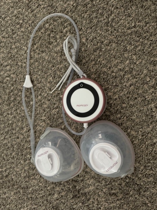 momcozy v1
