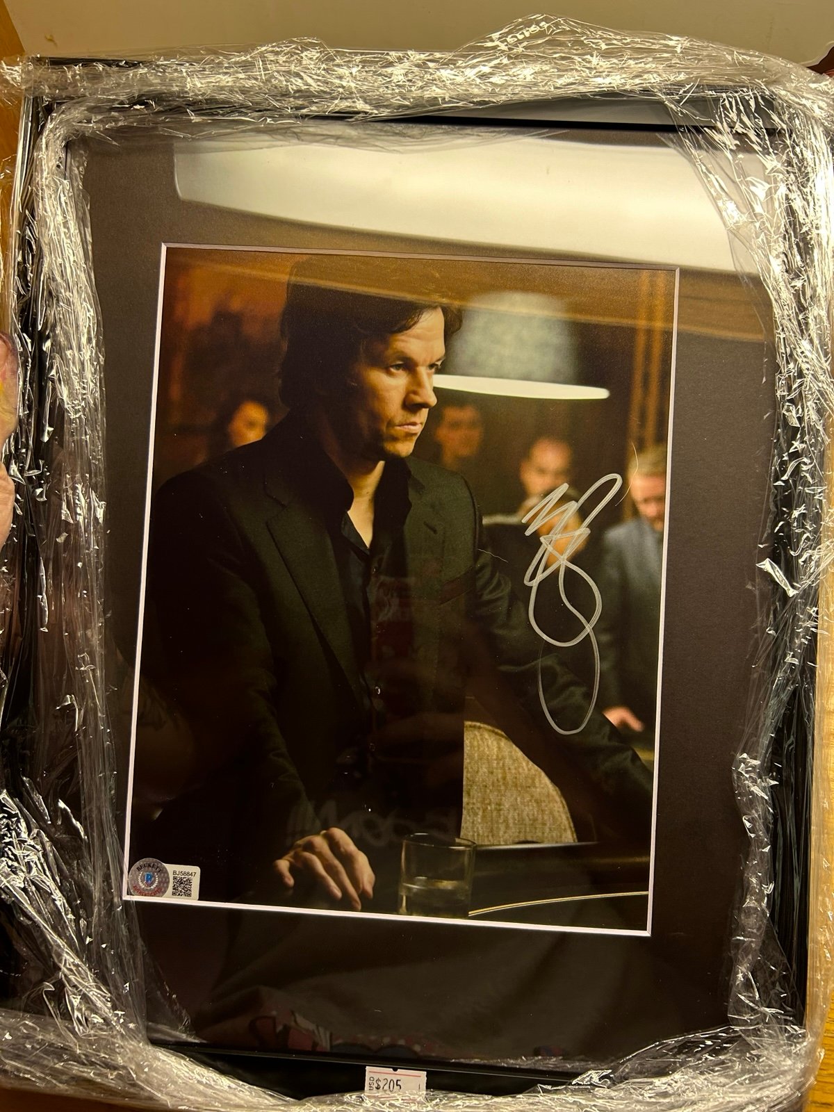 signed Mark Wahlberg framed Beckett authentic