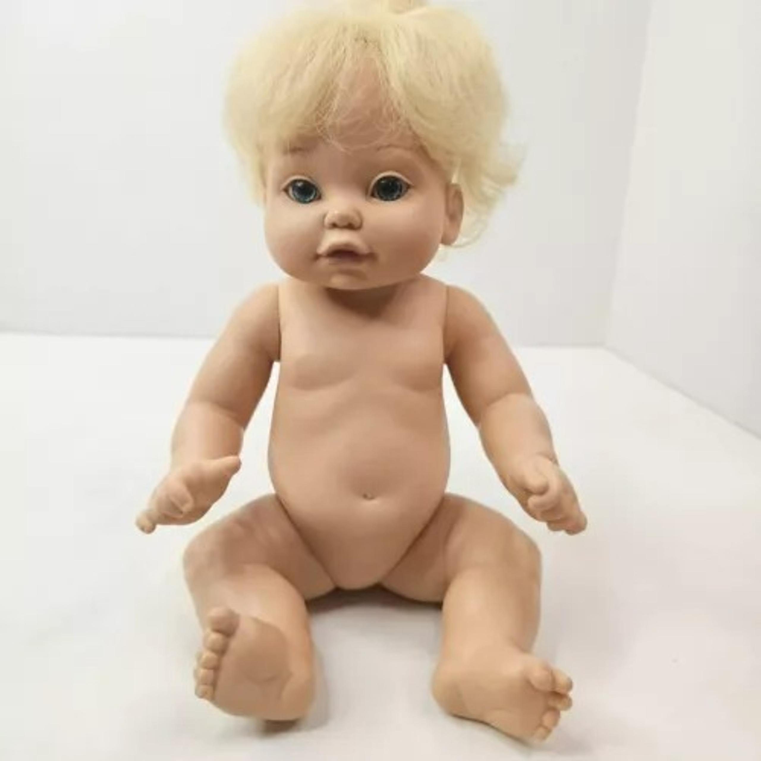 Vintage Playmates JS & A Baby So Beautiful 1995 Doll Toys Blonde Hair Blue Eyes