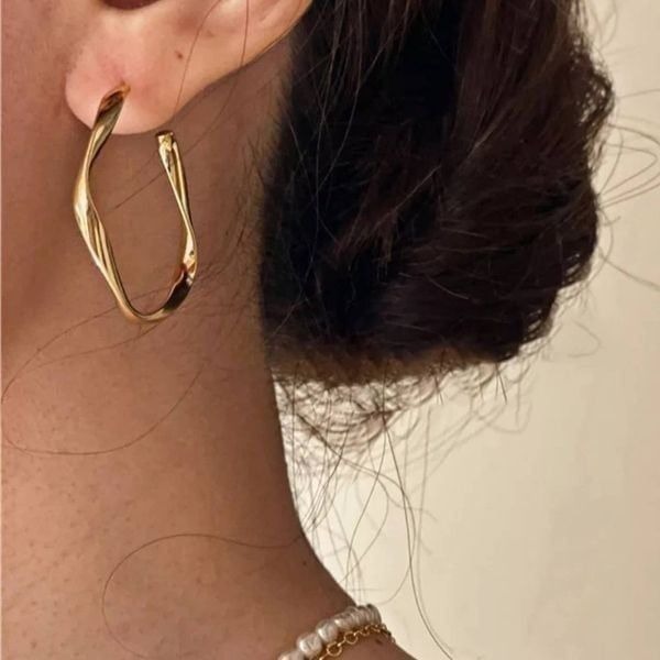 ❗️RESTOCKED❗️New 925 Sterling Silver Twisted C Hoop Earrings