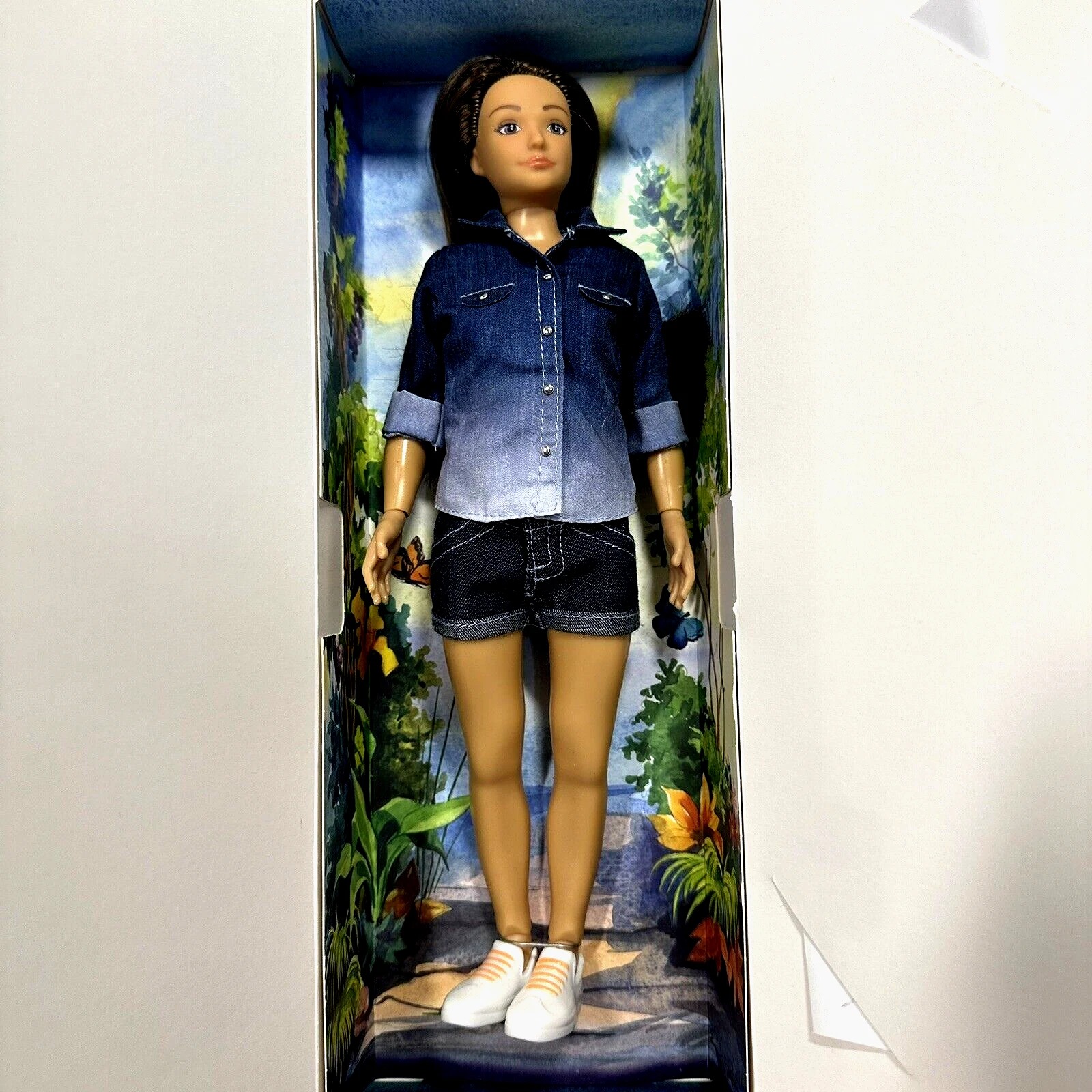 Lammily Exclusive First Edition Curvy Female Doll Realistic Proportions 2014 NIB