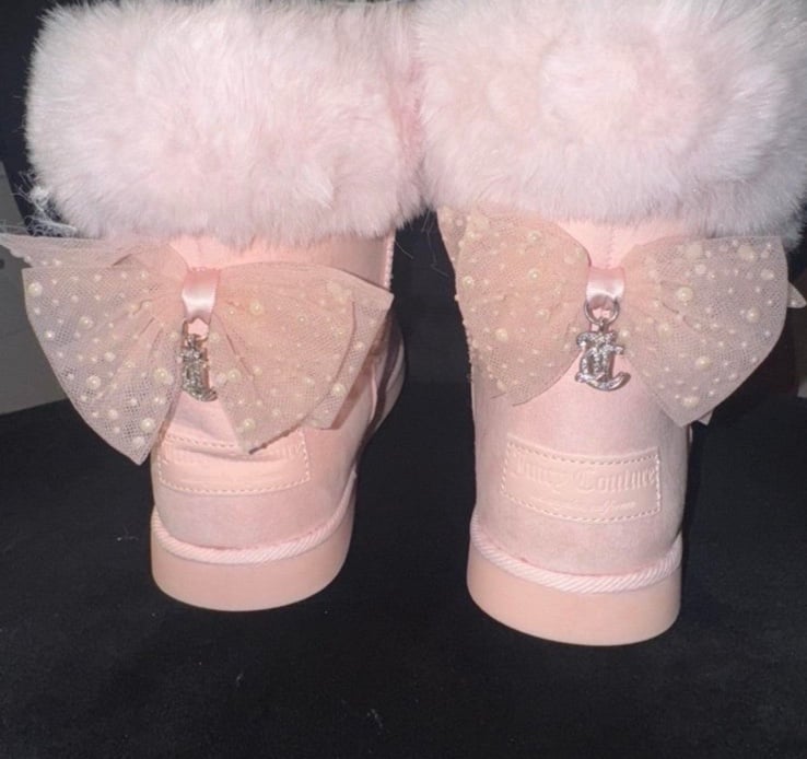 Juicy Couture Viral Pink Coquette Boots NWT
size 7.5