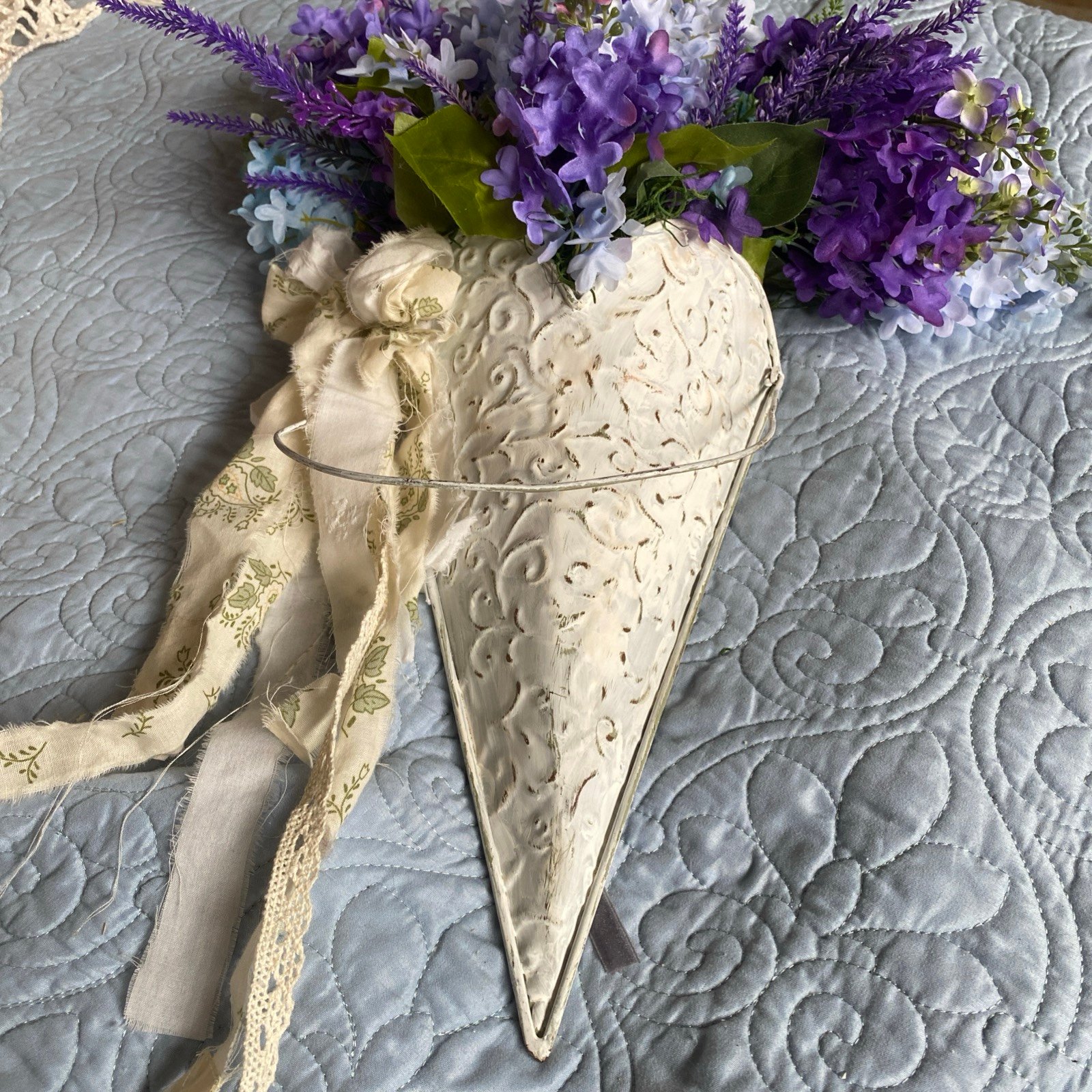 Metal door/wall hanging