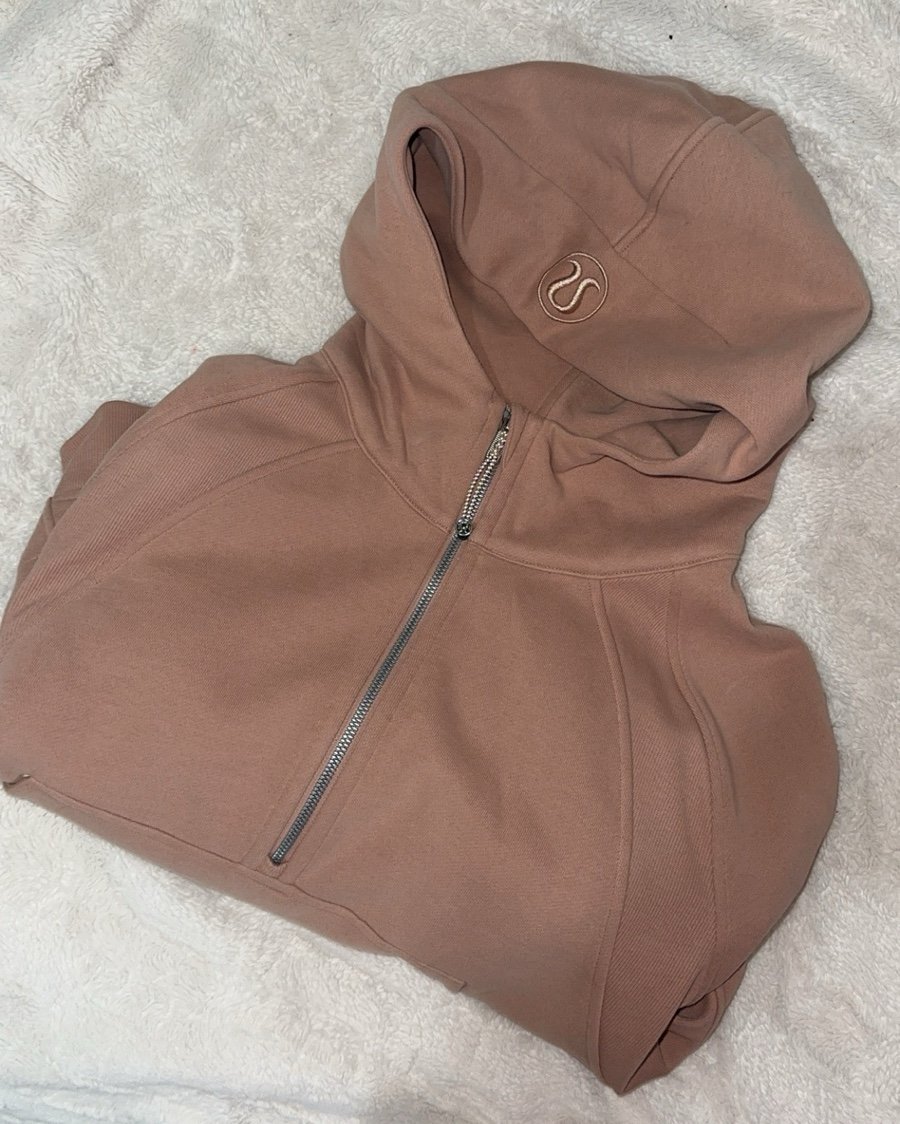 Lululemon scuba