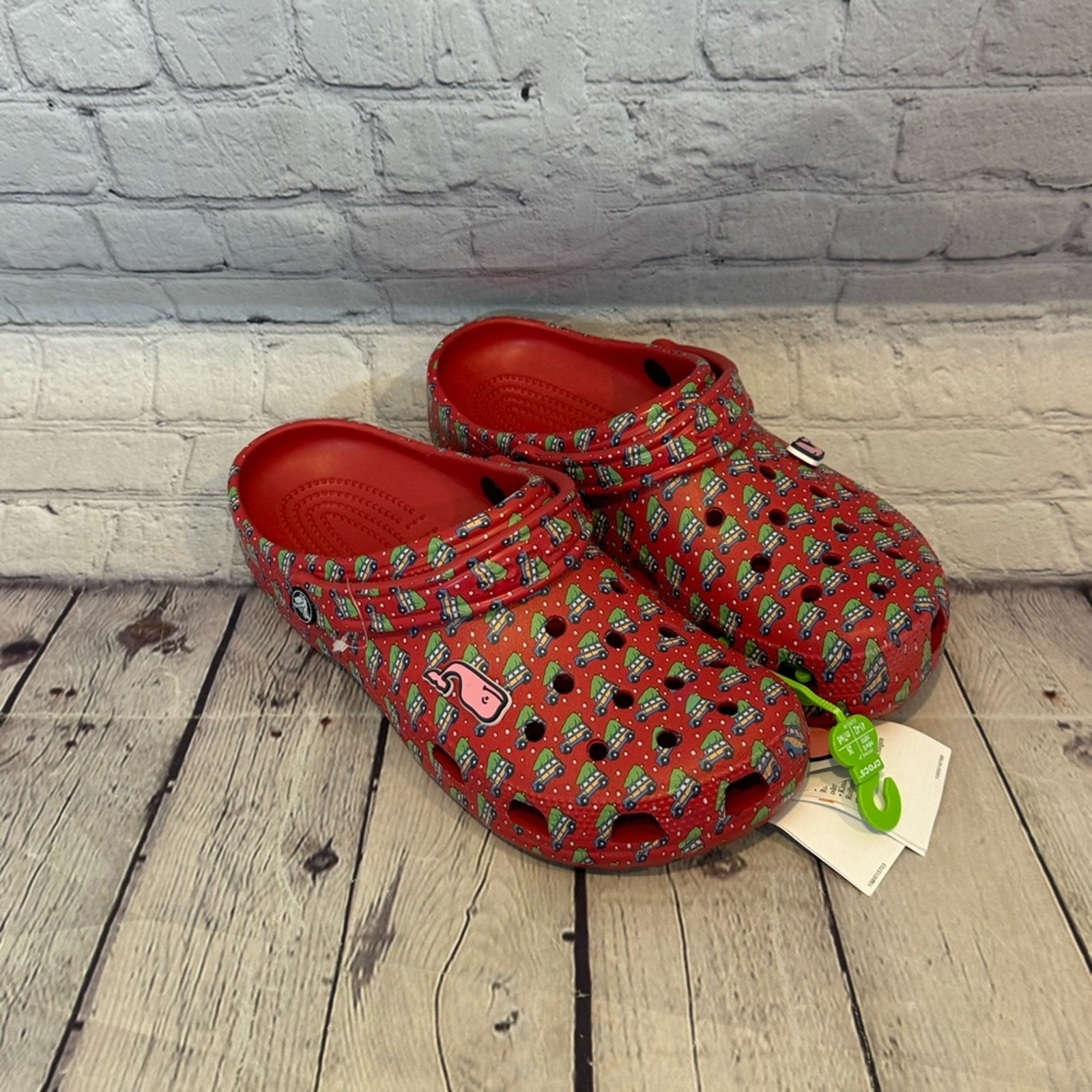 CROCS Vineyard Vines Holiday Clogs